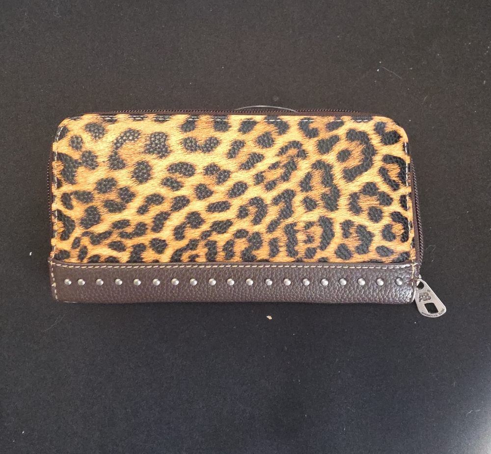 Leopard Print Zip-Around Women's Wallet - Brown Leopard